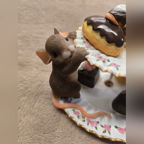Charming Tails Calories Don't Count When You're With Friends figurine